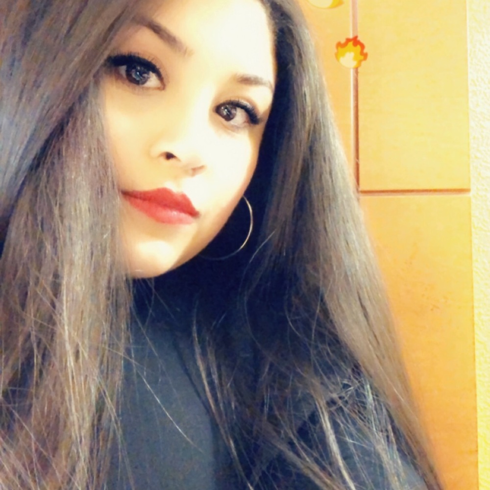 Meet your Posher, Celeste